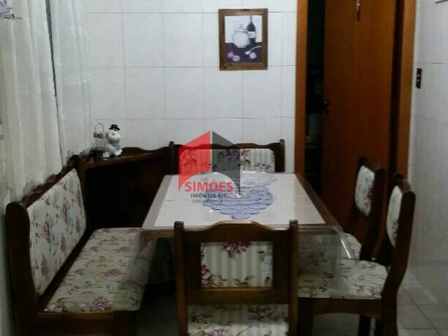 Casa para Venda em São José dos Campos - 4