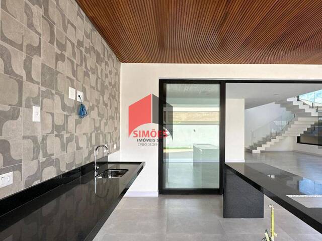 Casa para Venda em São José dos Campos - 5