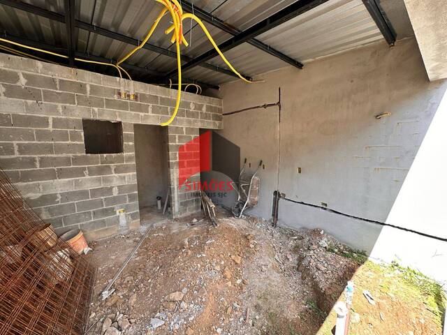 Casa para Venda em São José dos Campos - 4