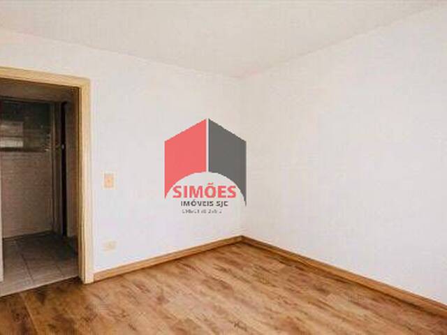 Apartamento para Venda em São José dos Campos - 4