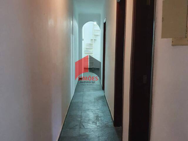 Casa para Venda em São José dos Campos - 4