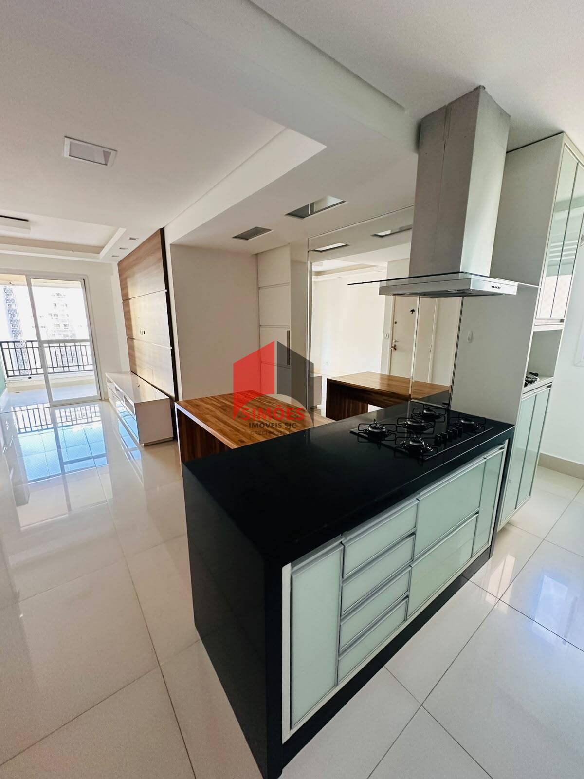 Apartamento 2 dormitórios fino acabamento - Jd. Aquarius SJC